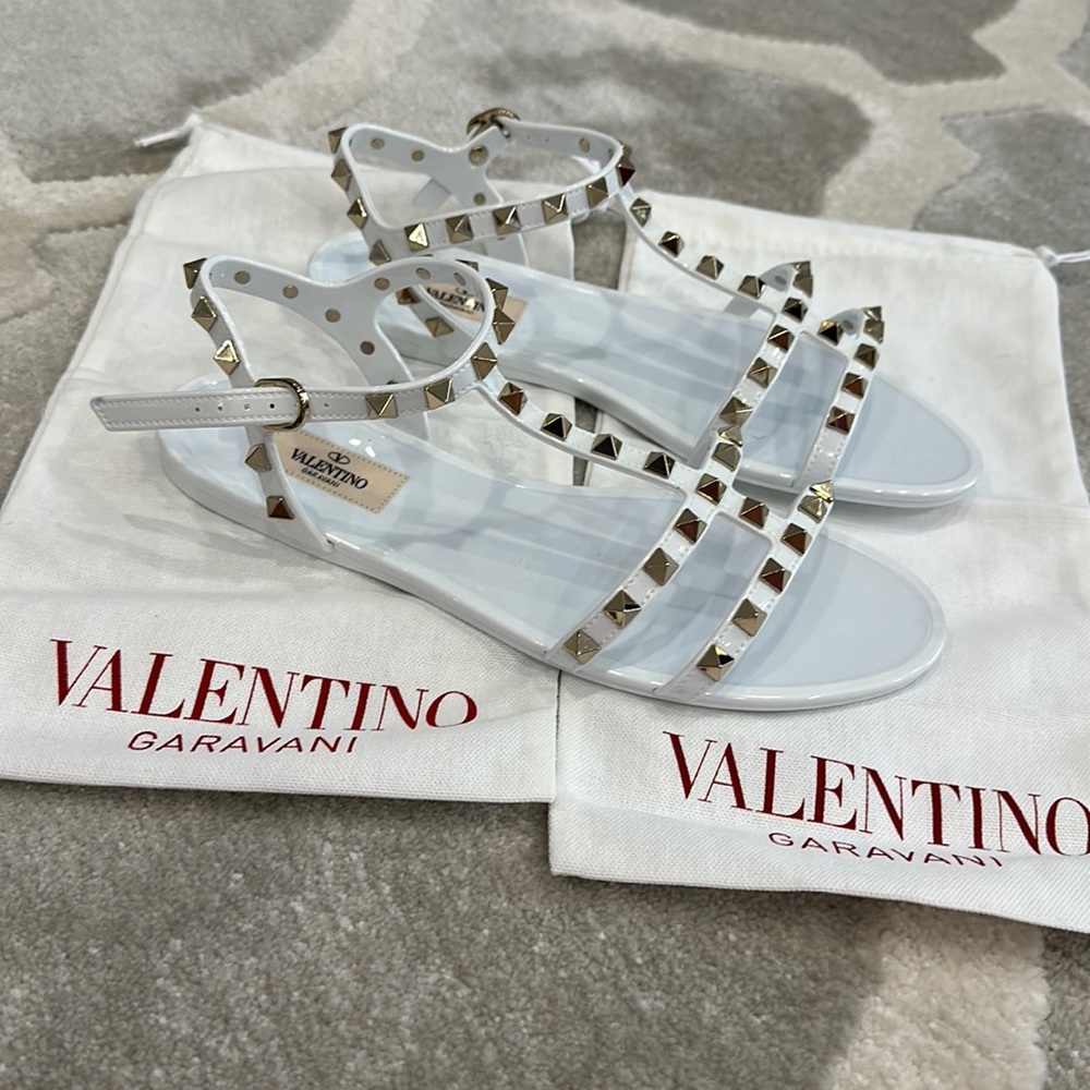 Valentino Garavani size 38